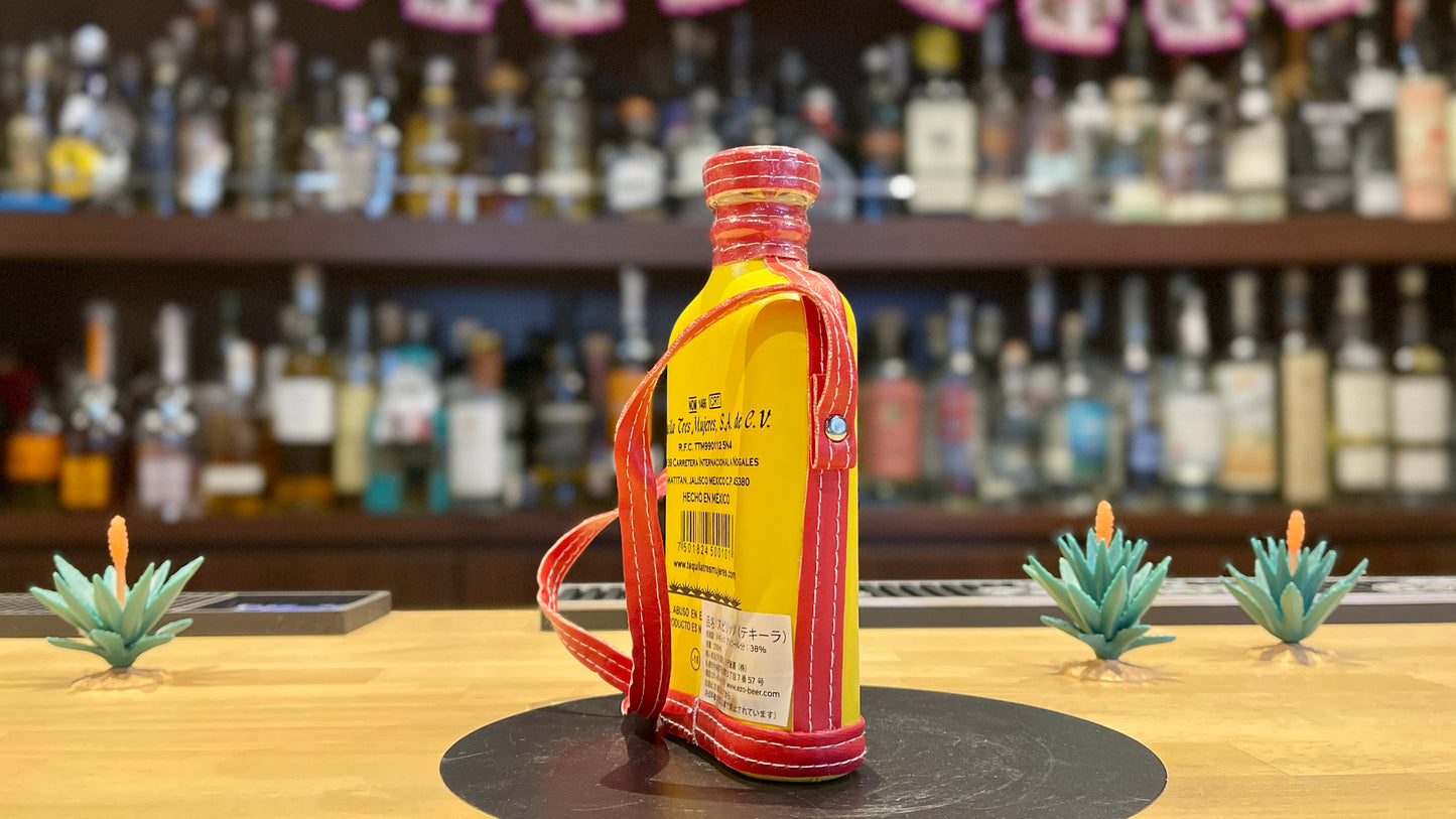 トレス ムヘレス レポサド 革ボトル 250ml